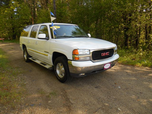 GMC Yukon XL 2004 photo 32