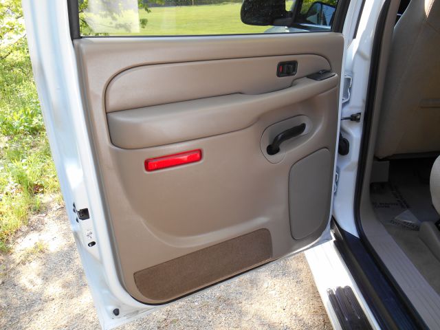 GMC Yukon XL 2004 photo 41