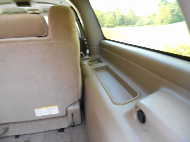 GMC Yukon XL 2004 photo 43