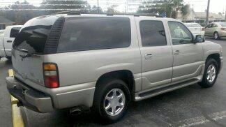 GMC Yukon XL 2004 photo 1