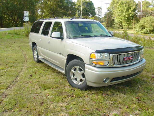 GMC Yukon XL 2005 photo 1