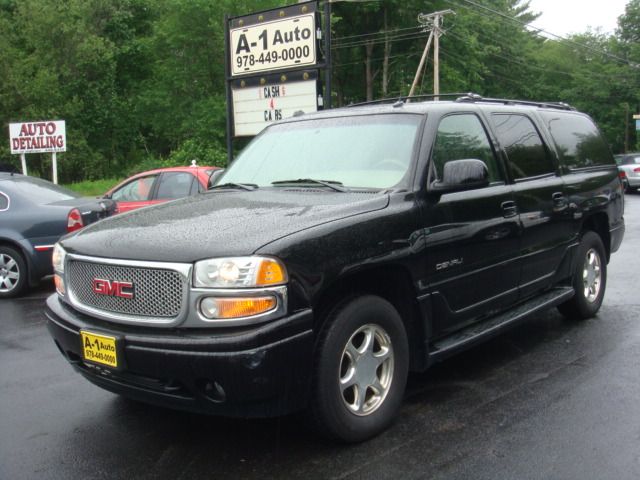 GMC Yukon XL Sport 4WD SUV