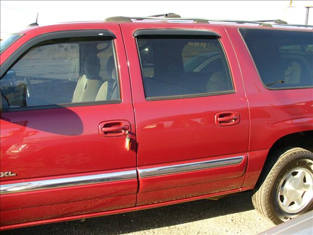 GMC Yukon XL 2005 photo 4