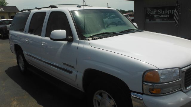 GMC Yukon XL 2005 photo 1