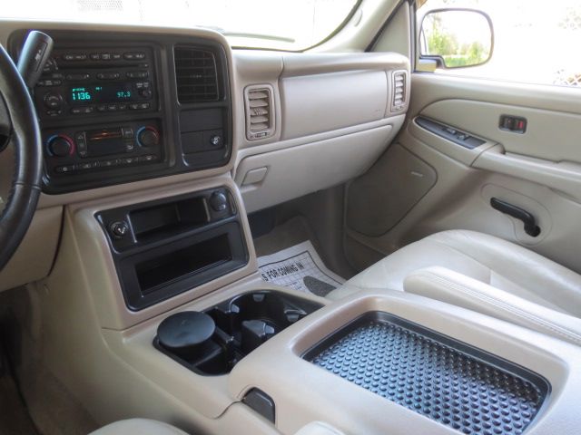 GMC Yukon XL 2005 photo 10