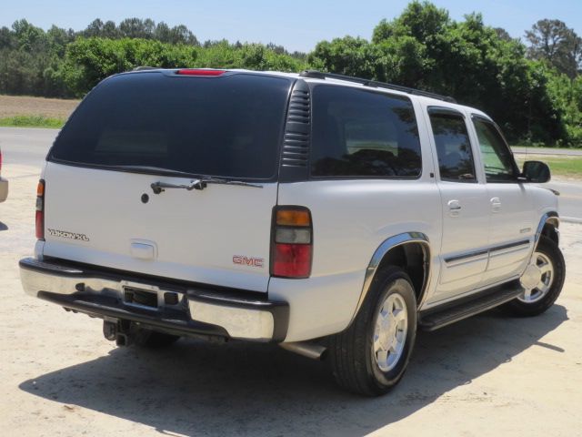 GMC Yukon XL 2005 photo 54