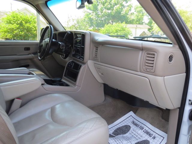 GMC Yukon XL 2005 photo 57