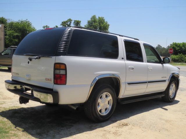 GMC Yukon XL 2005 photo 8