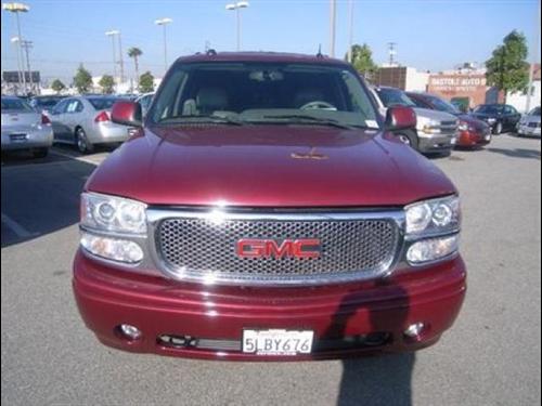 GMC Yukon XL 2005 photo 1