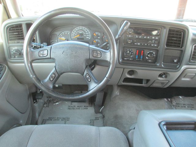 GMC Yukon XL 2005 photo 4