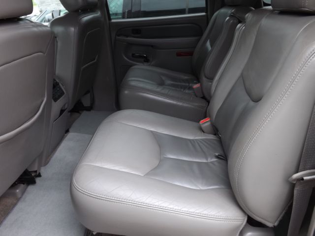 GMC Yukon XL 2005 photo 10