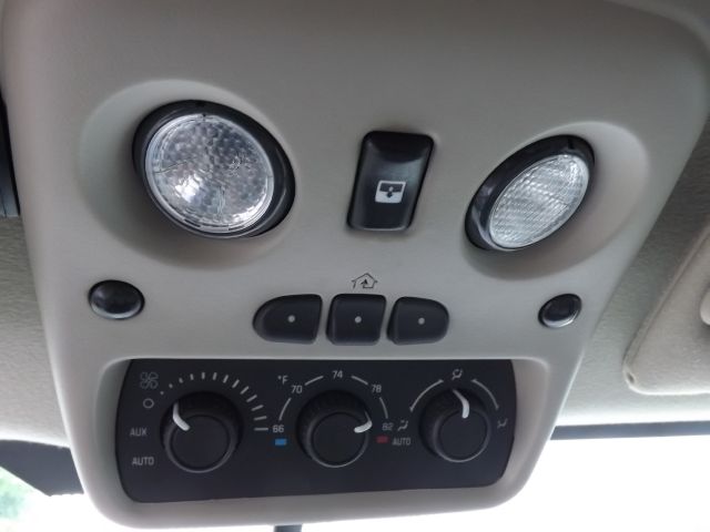 GMC Yukon XL 2005 photo 15