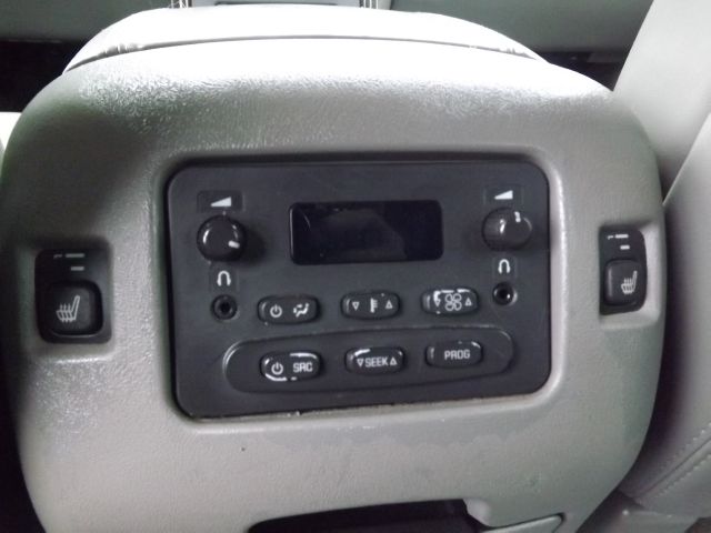 GMC Yukon XL 2005 photo 8