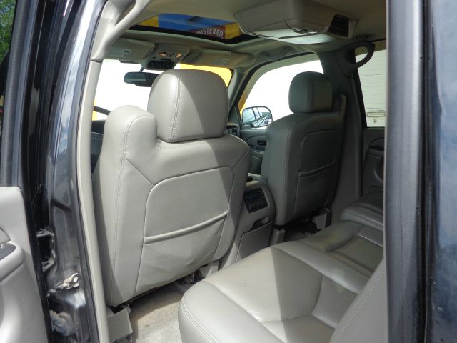 GMC Yukon XL 2005 photo 7