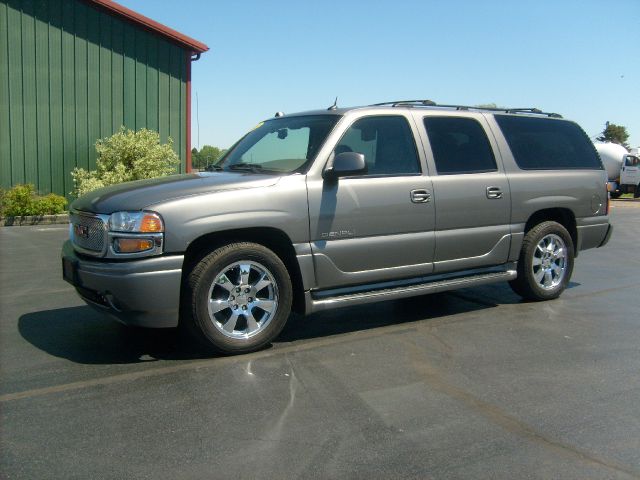 GMC Yukon XL 2005 photo 5