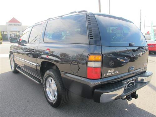 GMC Yukon XL 2005 photo 4