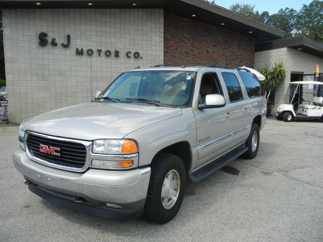 GMC Yukon XL 2005 photo 1