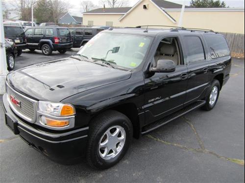 GMC Yukon XL 2005 photo 2