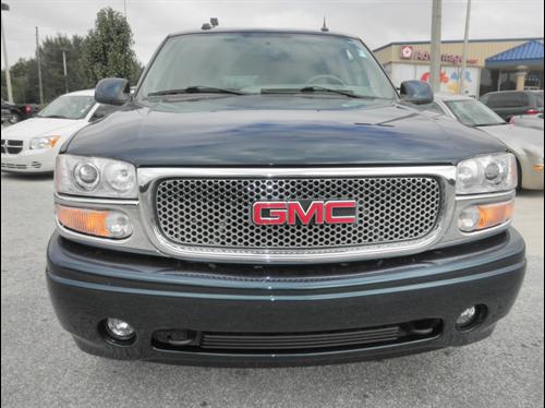 GMC Yukon XL 2005 photo 1