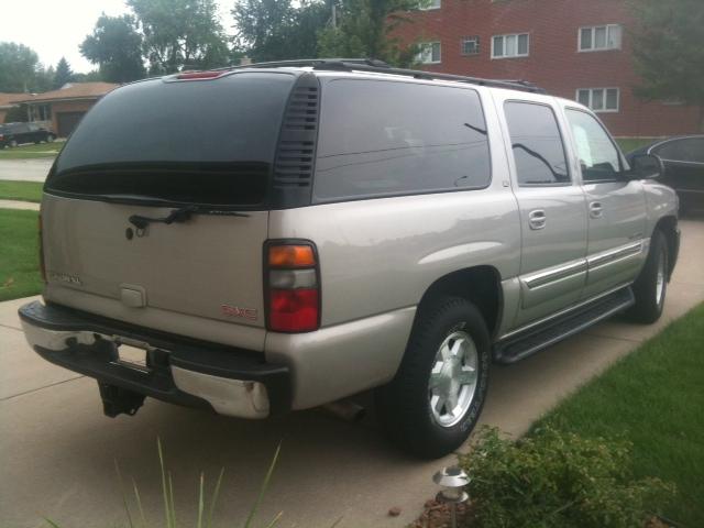 GMC Yukon XL 2005 photo 1