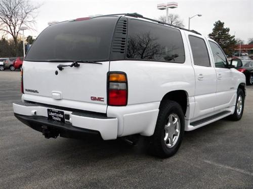 GMC Yukon XL 2005 photo 2