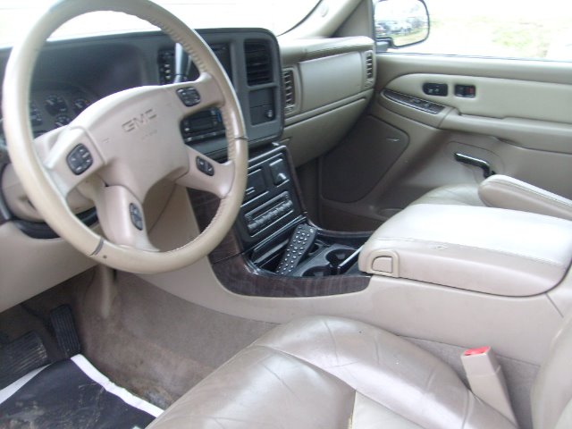 GMC Yukon XL 2005 photo 1