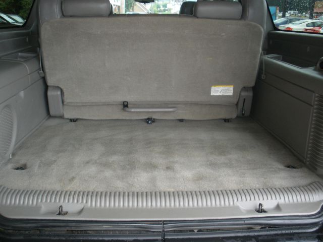 GMC Yukon XL 2005 photo 1