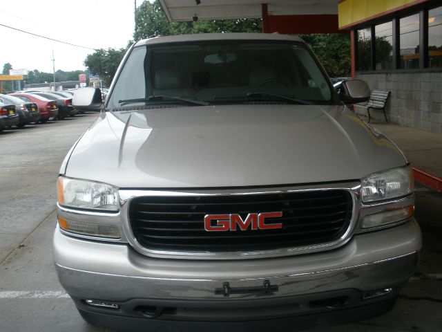 GMC Yukon XL 2005 photo 4