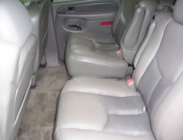 GMC Yukon XL 2006 photo 12