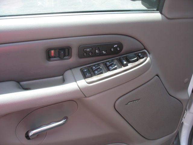 GMC Yukon XL 2006 photo 4