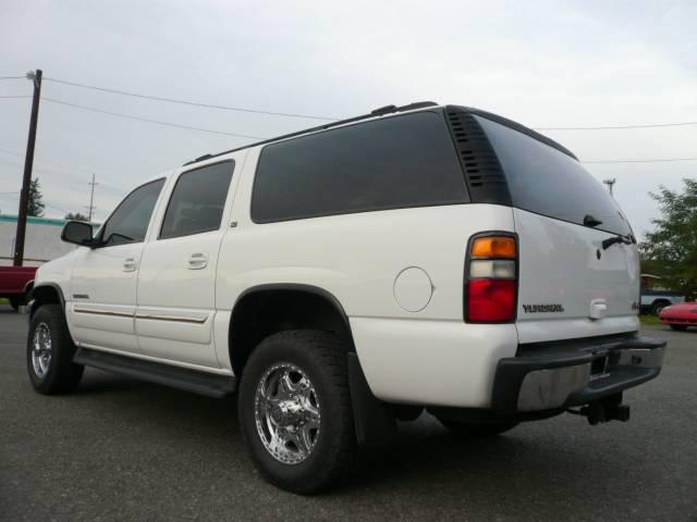 GMC Yukon XL 2006 photo 3