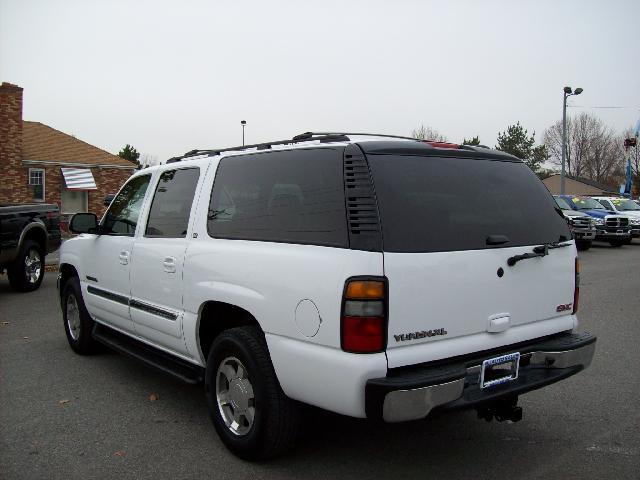 GMC Yukon XL 2006 photo 4