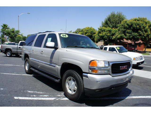 GMC Yukon XL 2006 photo 1