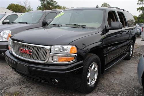 GMC Yukon XL 2006 photo 1