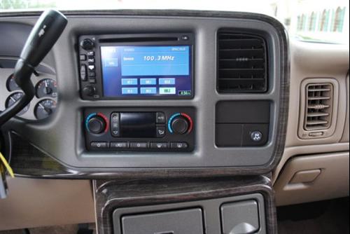 GMC Yukon XL 2006 photo 3