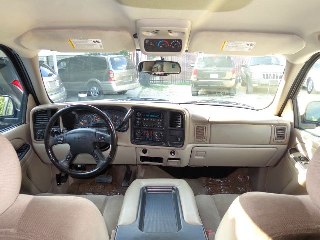 GMC Yukon XL 2006 photo 9