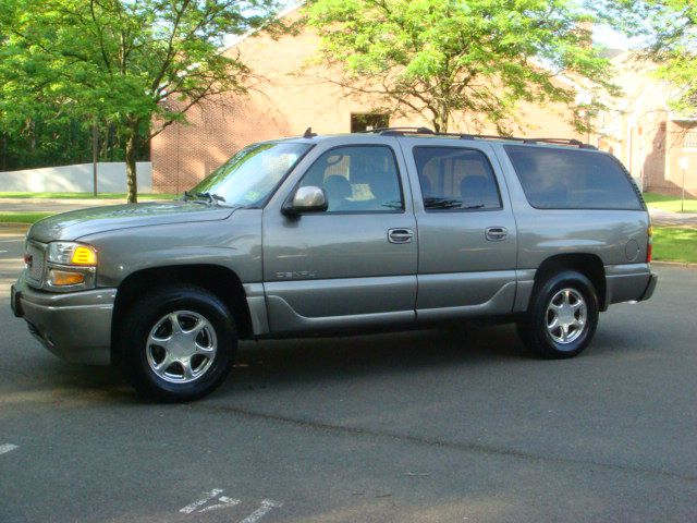 GMC Yukon XL 2006 photo 16