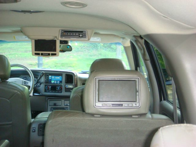 GMC Yukon XL 2006 photo 18