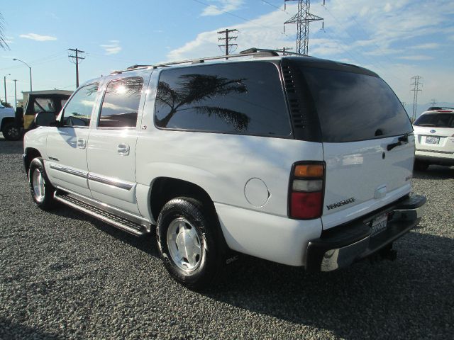 GMC Yukon XL 2006 photo 1