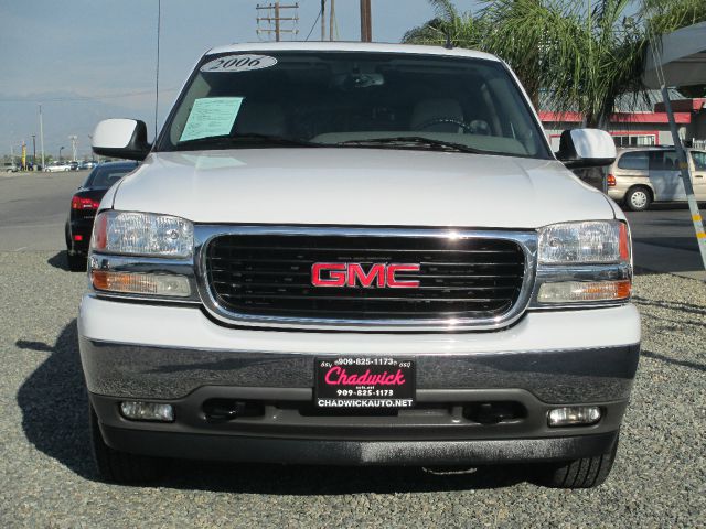 GMC Yukon XL 2006 photo 3