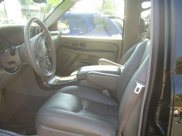 GMC Yukon XL 2006 photo 1