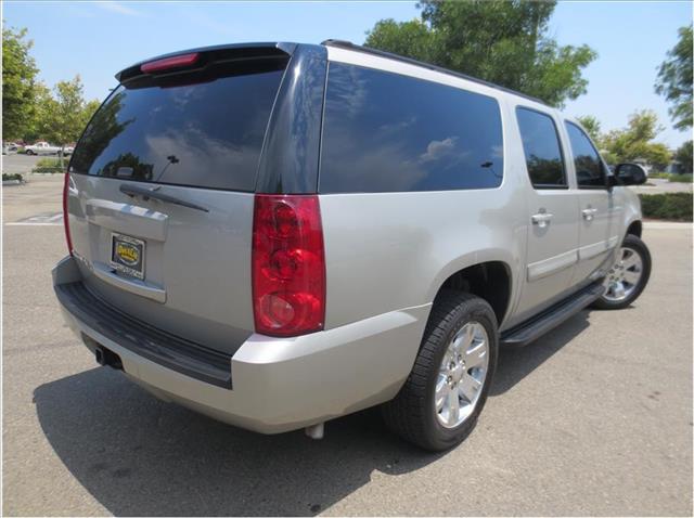 GMC Yukon XL 2007 photo 2