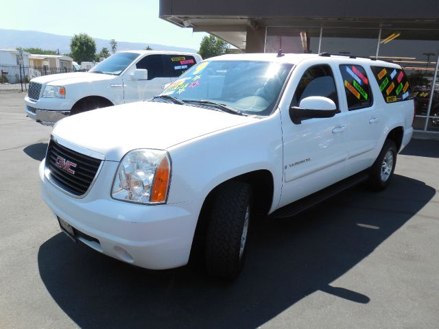 GMC Yukon XL 2007 photo 2