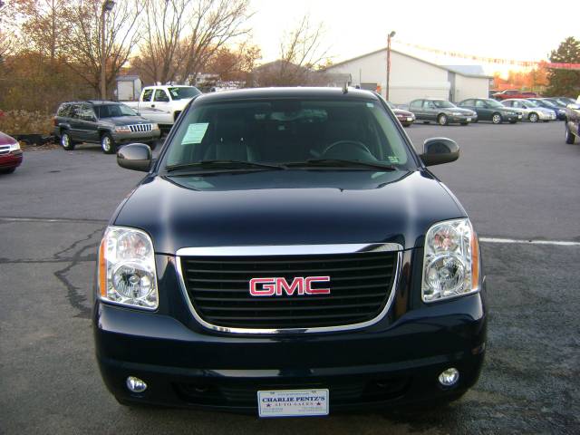 GMC Yukon XL 2007 photo 1