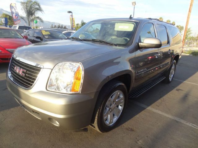 GMC Yukon XL 2007 photo 2