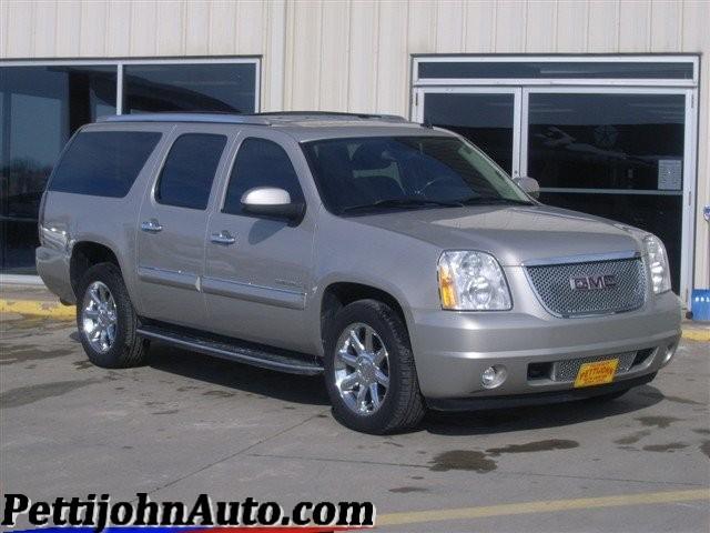 GMC Yukon XL Base Sport Utility