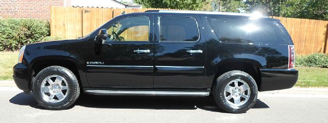 GMC Yukon XL 2007 photo 1