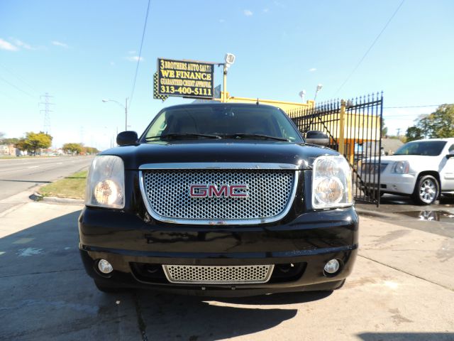 GMC Yukon XL 2007 photo 1