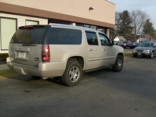 GMC Yukon XL 2007 photo 3