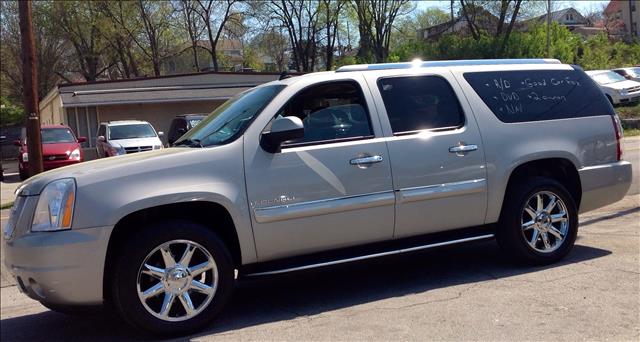 GMC Yukon XL 2007 photo 2